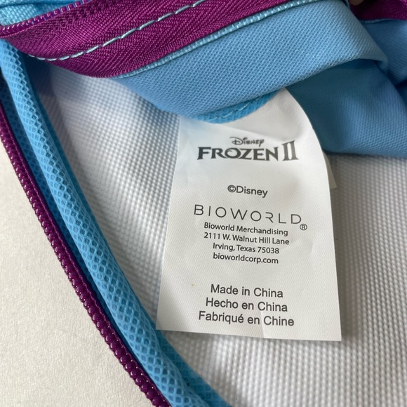 NEW WITH TAG Bioworld Disney Frozen Elsa and Anna "Seek the Truth" Mini Backpack - Picture 5 of 9